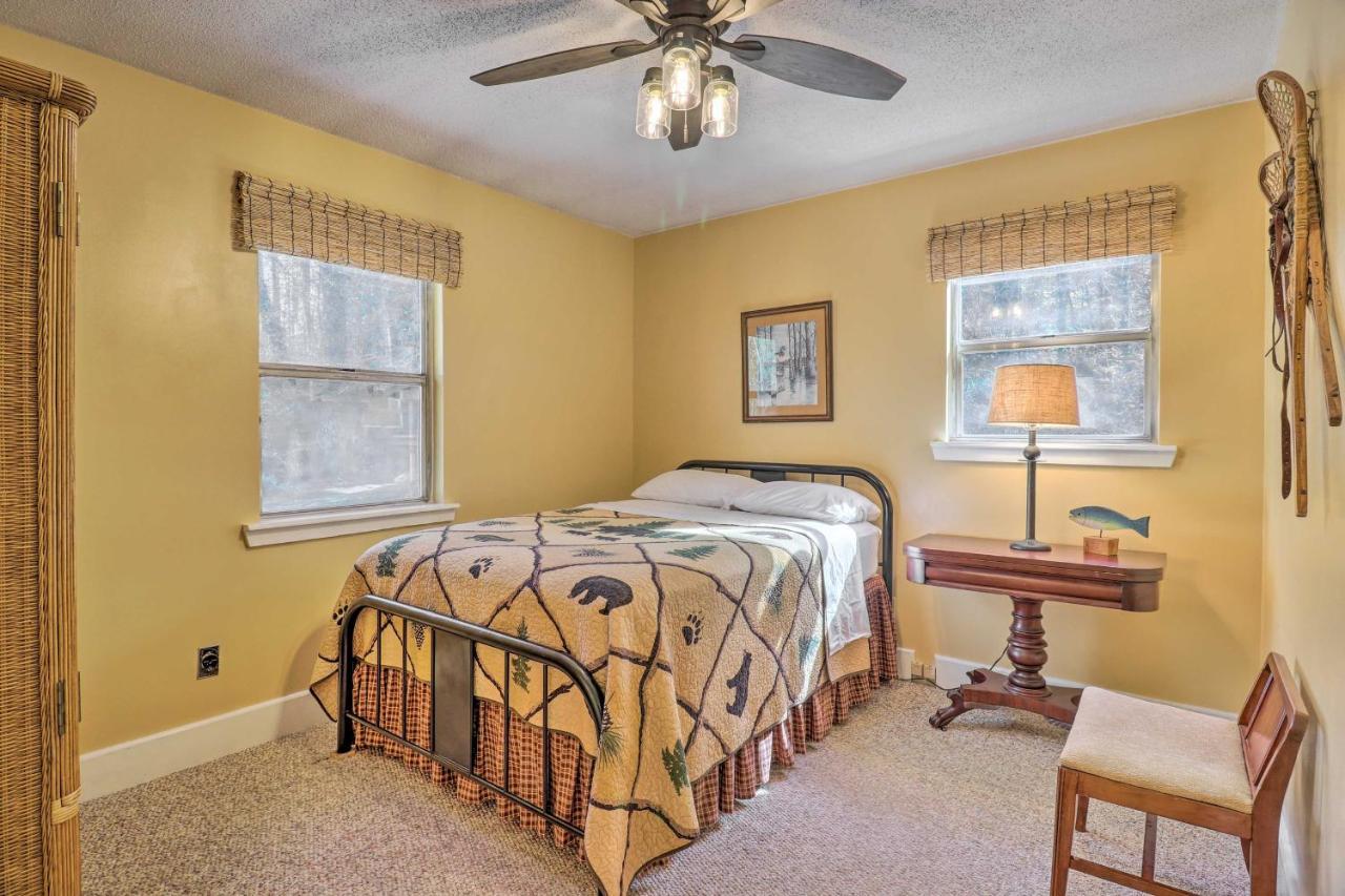 Villa Creekside Retreat With Deck, 18 Miles To Wolf Ridge Weaverville Esterno foto